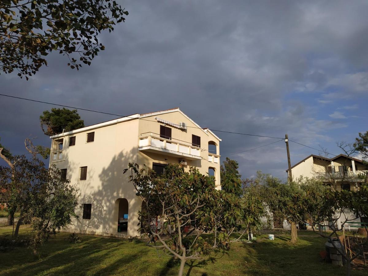Hotel Sobe Bosiljka à Nin Extérieur photo